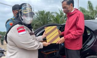 Bupati Kasmarni Usulkan Jembatan Bengkalis - Pakning Ke Jokowi