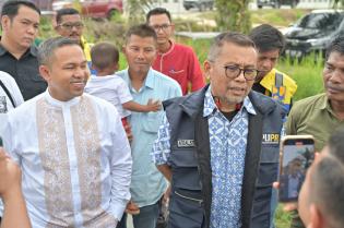 Kadis PUPR Kampar Sebut Pembangunan Jalan Kemboja Atas Atensi Abdul Wahid 