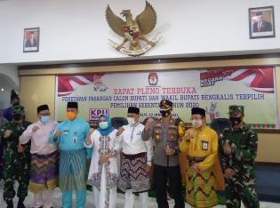 KPUD Bengkalis Tetapkan Kasmarni Sebagai Bupati Terpilih