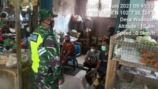 Putus Covid 19, Babinsa Desa Wonosari Gelar Komunikasi Sosial Kepada Warga
