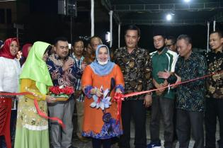 Kukuhkan Team dan Resmikan Posko  Pemenangan Duri Timur, Kasmarni Sampaikan Terimakasih ke Relawan