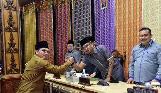 Fraksi-fraksi di DPRD Bengkalis Sampikan Pandangan Umum Terhadap Ranperda RAPBD TA 2020