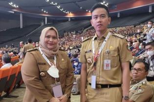 Mengikuti Rakornas Kepala Daerah Se - Indonesia, Bupati Kasmarni Siap Laksanakan 6 Arahan Presiden 