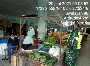Antisipasi Penyebaran Covid 19, Babinsa Desa Kelapapati Gelar Komsos