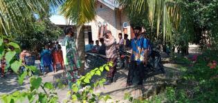 Personil Koramil 12 Sabak Auh Kembali Menggelar Komunikasi Sosial Kepada Warga Bunga Raya