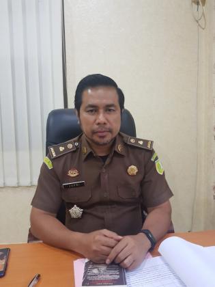 Gelapkan Dana UED SP Rp 733 Juta Desa Tanjung Medang, SN Jalani Sidang Perdana